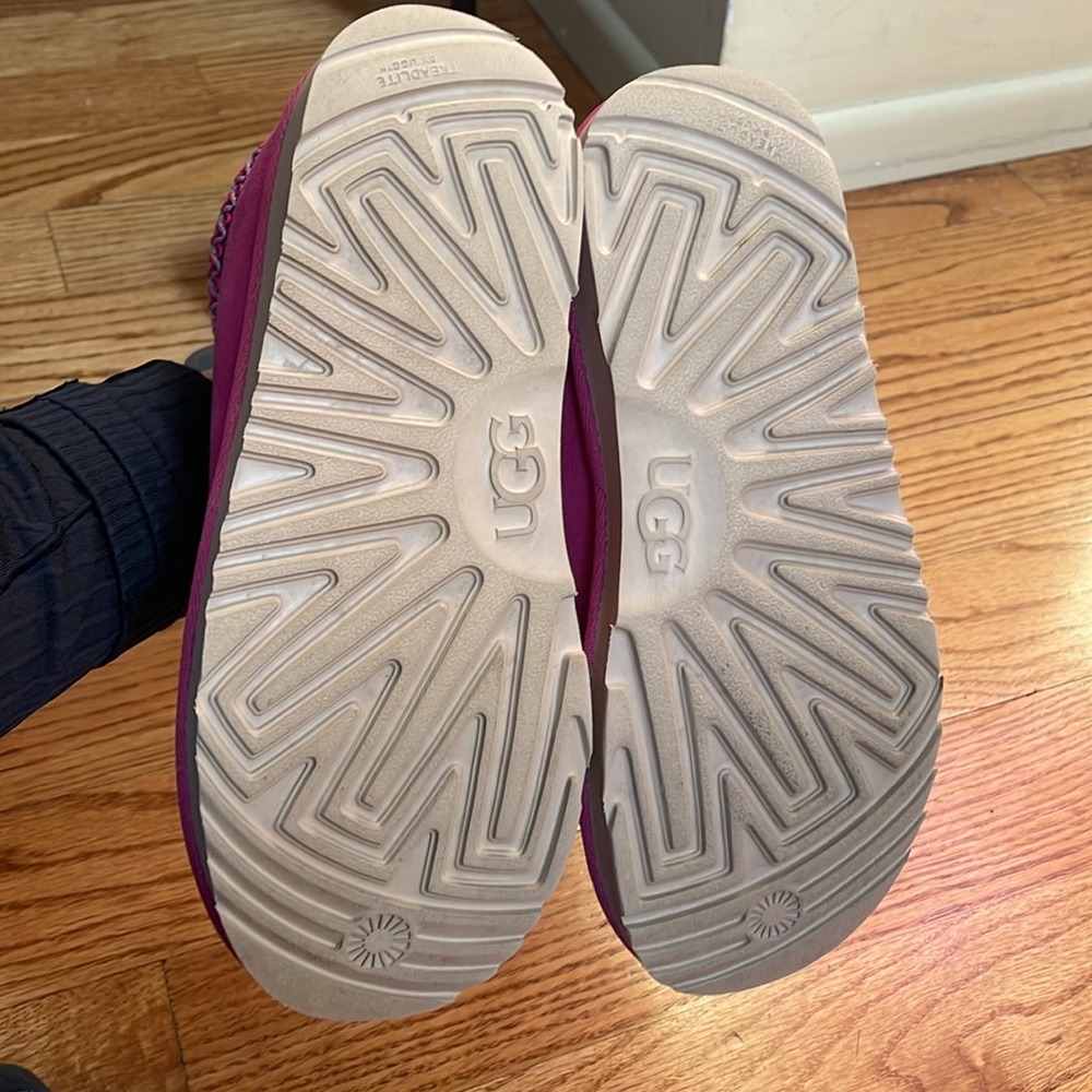 Slippers - Picture 4 of 4